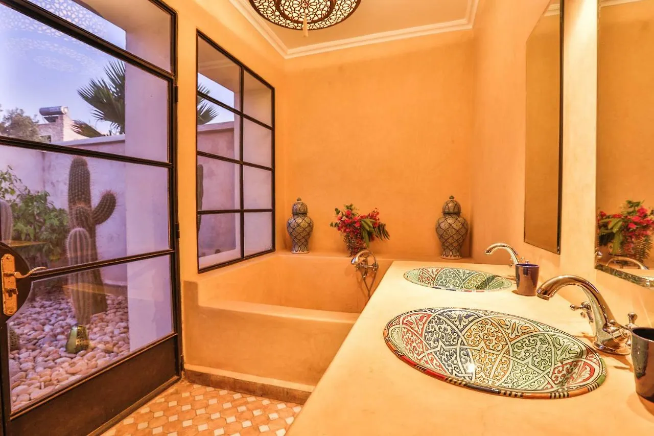 בית הארחה אסאוירה Maison D'Hotes, Spa Et Yoga Villa Oceane